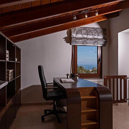 Villa Ellovos With Private Pool Rethymno  Exterior photo